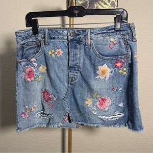 American Eagle Denim Embroidered Skirt